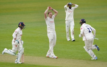 Essex keep the scoreboard ticking over against Middlesex
